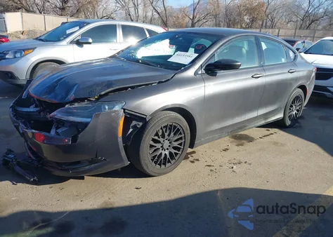 2015 Chrysler 200 S z USA, uszkodzony, nr VIN 1C3CCCDG7FN683490